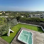 Maison D'artiste Vue & Jacuzzi * فالوريس