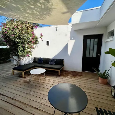 Maison D'artiste Vue Mer&jacuzzi *