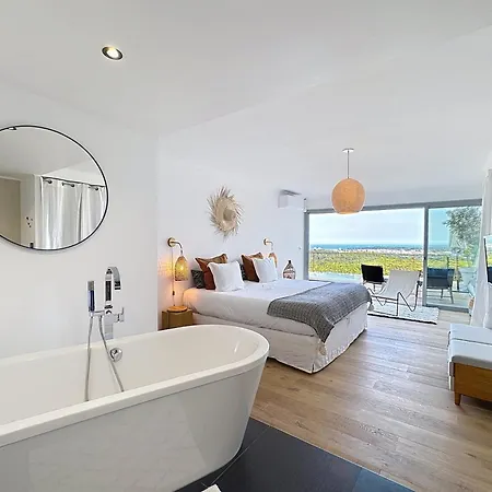 فيلة Maison D'artiste Vue & Jacuzzi *